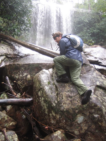Bouldering at Pearl Beach Waterfalls with Chris