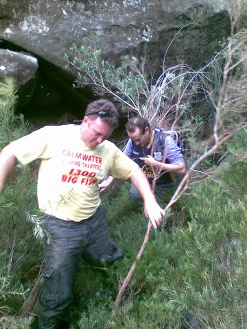 Bouldering at Pearl Beach Waterfalls with Matt and Owen